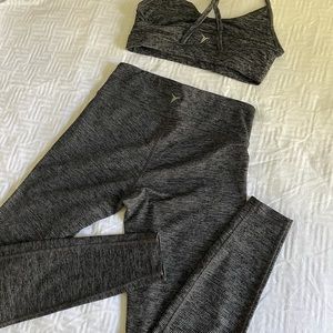 Matching workout set: leggings and sports bra